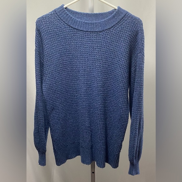 American Eagle Outfitters Sweaters - American Eagle Waffle Knit Heather‎ Blue Sweater size XS
